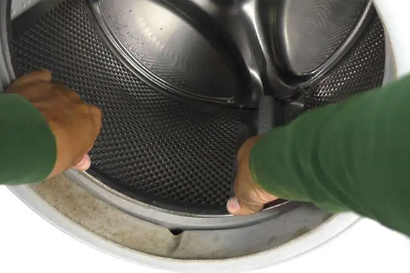 علت جمع شدن آب در لباسشویی وقتی که خاموش است