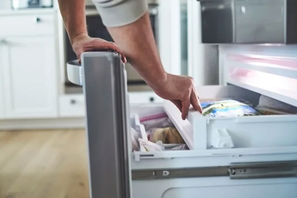 تعمیر کمپرسور یخچال فریزر اسنوا